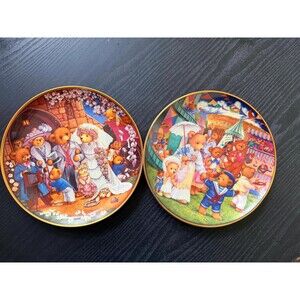 Vintage Franklin Mint Teddy Bear Collector Plates Set of 2 Carol Lawson Fine Por